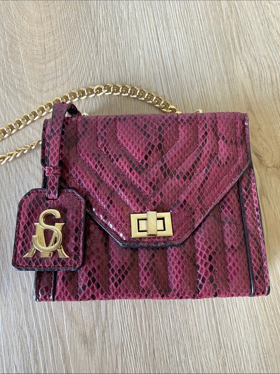 Steve Madden Handbags - Steve Madden Burgundy Snakeskin Embossed Crossbody Bag Shoulder Purse